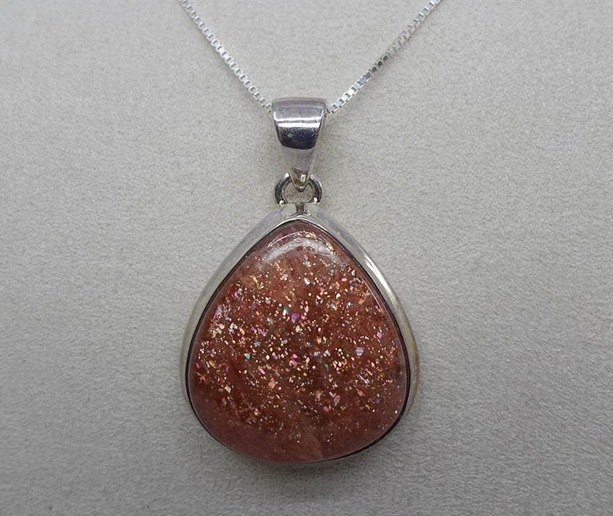 Sunstone Pendant 86